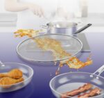 استخدام مانع طرطشة الزيت أثناء قلي البطاطس