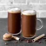 لقطة مقربة لقاعدة مج أيكونيك الزجاجية وتفاصيل المتانة