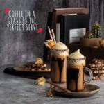 مج زجاجي شفاف أيكونيك باشاباتشي بدون مشروب بلقطة جانبية