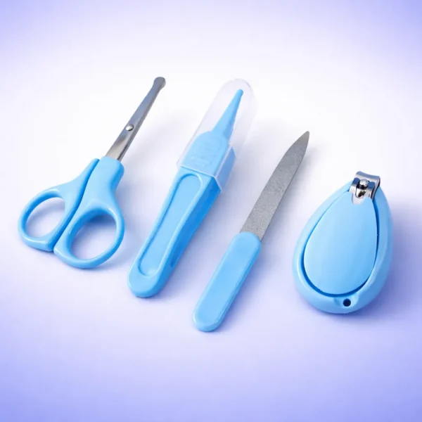 طقم اطفال للعناية بالأظافر 4 قطع مع حافظة بلاستيكية منظمة