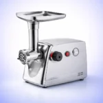 عملية فرم اللحم الطازج باستخدام مفرمة كهربائية احترافية بمدينة السويس