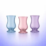 كاسات باشابتشي Pera ملونة بوضعية العرض على خلفية بيضاء