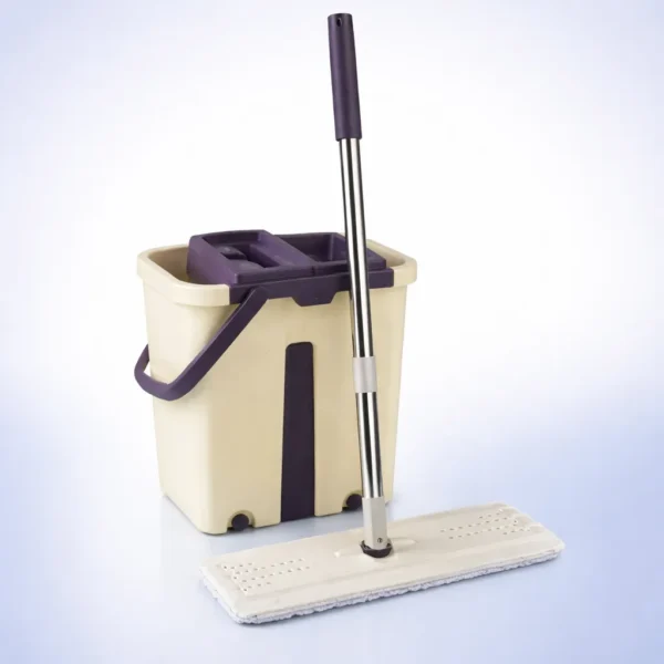 عرض متكامل لمكونات مساحة سمارت موب موديل توين (Twin) باللون البيج، تظهر الجردل المزدوج واليد المعدنية المتينة مع غيار الميكروفيبر لنظافة احترافية بالهاء.