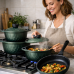 حلة جرانيت خضراء أثناء الطهي من العربي مول