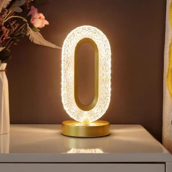 اباجورة bedside lamp بإضاءة LED خافتة بجانب السرير