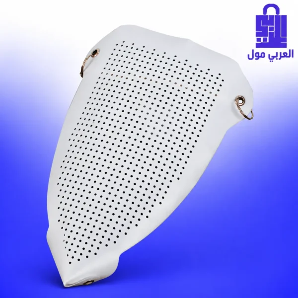 غطاء مكواة سيليكون حراري أبيض مخرم مزود بحلقات تثبيت معدنية مع خلفية متدرجة الزرقة